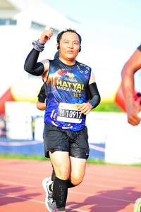 BIB: 1091
                            <button type="button" onclick="openModal(3582086)" class="btn btn-primary btn-sm float-right btn-popup" data-toggle="modal" data-target=".modal-high-quality">
                        <i class="fas fa-shopping-cart"></i> Add to Cart
                    </button>
                                            <button type="button" onclick="isThisMe(3582086, true)" class="btn btn-success btn-sm float-right btn-popup btn-isme hidden" data-toggle="tooltip" data-placement="bottom" title="นี่คือรูปของคุณใช่ไหม คลิกที่นี่เพื่อเอาเข้าอัลบั้ม">
                        <i class="fas fa-plus"></i> Add to album
                    </button>
                    <button type="button" onclick="isThisMe(3582086, false)" class="btn btn-warning btn-sm float-right btn-popup btn-isnotme hidden">
                        <i class="fas fa-ban"></i> Remove from album
                    </button>