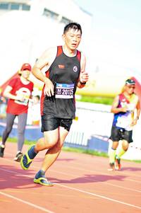 BIB: 20125
                            <button type="button" onclick="openModal(3588798)" class="btn btn-primary btn-sm float-right btn-popup" data-toggle="modal" data-target=".modal-high-quality">
                        <i class="fas fa-shopping-cart"></i> Add to Cart
                    </button>
                                            <button type="button" onclick="isThisMe(3588798, true)" class="btn btn-success btn-sm float-right btn-popup btn-isme hidden" data-toggle="tooltip" data-placement="bottom" title="นี่คือรูปของคุณใช่ไหม คลิกที่นี่เพื่อเอาเข้าอัลบั้ม">
                        <i class="fas fa-plus"></i> Add to album
                    </button>
                    <button type="button" onclick="isThisMe(3588798, false)" class="btn btn-warning btn-sm float-right btn-popup btn-isnotme hidden">
                        <i class="fas fa-ban"></i> Remove from album
                    </button>