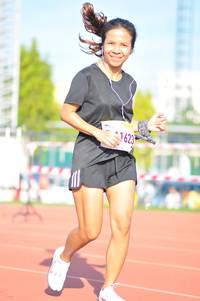 BIB: 1623
                            <button type="button" onclick="openModal(3776115)" class="btn btn-primary btn-sm float-right btn-popup" data-toggle="modal" data-target=".modal-high-quality">
                        <i class="fas fa-shopping-cart"></i> Add to Cart
                    </button>
                                            <button type="button" onclick="isThisMe(3776115, true)" class="btn btn-success btn-sm float-right btn-popup btn-isme hidden" data-toggle="tooltip" data-placement="bottom" title="นี่คือรูปของคุณใช่ไหม คลิกที่นี่เพื่อเอาเข้าอัลบั้ม">
                        <i class="fas fa-plus"></i> Add to album
                    </button>
                    <button type="button" onclick="isThisMe(3776115, false)" class="btn btn-warning btn-sm float-right btn-popup btn-isnotme hidden">
                        <i class="fas fa-ban"></i> Remove from album
                    </button>