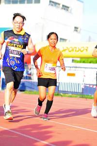 BIB: 10817, 12224
                            <button type="button" onclick="openModal(3580946)" class="btn btn-primary btn-sm float-right btn-popup" data-toggle="modal" data-target=".modal-high-quality">
                        <i class="fas fa-shopping-cart"></i> Add to Cart
                    </button>
                                            <button type="button" onclick="isThisMe(3580946, true)" class="btn btn-success btn-sm float-right btn-popup btn-isme hidden" data-toggle="tooltip" data-placement="bottom" title="นี่คือรูปของคุณใช่ไหม คลิกที่นี่เพื่อเอาเข้าอัลบั้ม">
                        <i class="fas fa-plus"></i> Add to album
                    </button>
                    <button type="button" onclick="isThisMe(3580946, false)" class="btn btn-warning btn-sm float-right btn-popup btn-isnotme hidden">
                        <i class="fas fa-ban"></i> Remove from album
                    </button>