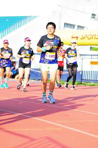 BIB: 11972
                            <button type="button" onclick="openModal(3581792)" class="btn btn-primary btn-sm float-right btn-popup" data-toggle="modal" data-target=".modal-high-quality">
                        <i class="fas fa-shopping-cart"></i> Add to Cart
                    </button>
                                            <button type="button" onclick="isThisMe(3581792, true)" class="btn btn-success btn-sm float-right btn-popup btn-isme hidden" data-toggle="tooltip" data-placement="bottom" title="นี่คือรูปของคุณใช่ไหม คลิกที่นี่เพื่อเอาเข้าอัลบั้ม">
                        <i class="fas fa-plus"></i> Add to album
                    </button>
                    <button type="button" onclick="isThisMe(3581792, false)" class="btn btn-warning btn-sm float-right btn-popup btn-isnotme hidden">
                        <i class="fas fa-ban"></i> Remove from album
                    </button>