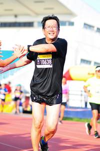 BIB: 10638
                            <button type="button" onclick="openModal(3581894)" class="btn btn-primary btn-sm float-right btn-popup" data-toggle="modal" data-target=".modal-high-quality">
                        <i class="fas fa-shopping-cart"></i> Add to Cart
                    </button>
                                            <button type="button" onclick="isThisMe(3581894, true)" class="btn btn-success btn-sm float-right btn-popup btn-isme hidden" data-toggle="tooltip" data-placement="bottom" title="นี่คือรูปของคุณใช่ไหม คลิกที่นี่เพื่อเอาเข้าอัลบั้ม">
                        <i class="fas fa-plus"></i> Add to album
                    </button>
                    <button type="button" onclick="isThisMe(3581894, false)" class="btn btn-warning btn-sm float-right btn-popup btn-isnotme hidden">
                        <i class="fas fa-ban"></i> Remove from album
                    </button>