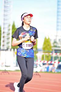 BIB: 11850
                            <button type="button" onclick="openModal(3589211)" class="btn btn-primary btn-sm float-right btn-popup" data-toggle="modal" data-target=".modal-high-quality">
                        <i class="fas fa-shopping-cart"></i> Add to Cart
                    </button>
                                            <button type="button" onclick="isThisMe(3589211, true)" class="btn btn-success btn-sm float-right btn-popup btn-isme hidden" data-toggle="tooltip" data-placement="bottom" title="นี่คือรูปของคุณใช่ไหม คลิกที่นี่เพื่อเอาเข้าอัลบั้ม">
                        <i class="fas fa-plus"></i> Add to album
                    </button>
                    <button type="button" onclick="isThisMe(3589211, false)" class="btn btn-warning btn-sm float-right btn-popup btn-isnotme hidden">
                        <i class="fas fa-ban"></i> Remove from album
                    </button>