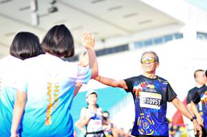 BIB: 
                            <button type="button" onclick="openModal(3589020)" class="btn btn-primary btn-sm float-right btn-popup" data-toggle="modal" data-target=".modal-high-quality">
                        <i class="fas fa-shopping-cart"></i> Add to Cart
                    </button>
                                            <button type="button" onclick="isThisMe(3589020, true)" class="btn btn-success btn-sm float-right btn-popup btn-isme hidden" data-toggle="tooltip" data-placement="bottom" title="นี่คือรูปของคุณใช่ไหม คลิกที่นี่เพื่อเอาเข้าอัลบั้ม">
                        <i class="fas fa-plus"></i> Add to album
                    </button>
                    <button type="button" onclick="isThisMe(3589020, false)" class="btn btn-warning btn-sm float-right btn-popup btn-isnotme hidden">
                        <i class="fas fa-ban"></i> Remove from album
                    </button>