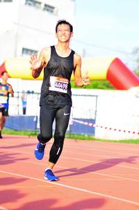 BIB: 40498
                            <button type="button" onclick="openModal(3580706)" class="btn btn-primary btn-sm float-right btn-popup" data-toggle="modal" data-target=".modal-high-quality">
                        <i class="fas fa-shopping-cart"></i> Add to Cart
                    </button>
                                            <button type="button" onclick="isThisMe(3580706, true)" class="btn btn-success btn-sm float-right btn-popup btn-isme hidden" data-toggle="tooltip" data-placement="bottom" title="นี่คือรูปของคุณใช่ไหม คลิกที่นี่เพื่อเอาเข้าอัลบั้ม">
                        <i class="fas fa-plus"></i> Add to album
                    </button>
                    <button type="button" onclick="isThisMe(3580706, false)" class="btn btn-warning btn-sm float-right btn-popup btn-isnotme hidden">
                        <i class="fas fa-ban"></i> Remove from album
                    </button>