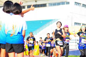 BIB: 1283, 225
                            <button type="button" onclick="openModal(3581623)" class="btn btn-primary btn-sm float-right btn-popup" data-toggle="modal" data-target=".modal-high-quality">
                        <i class="fas fa-shopping-cart"></i> Add to Cart
                    </button>
                                            <button type="button" onclick="isThisMe(3581623, true)" class="btn btn-success btn-sm float-right btn-popup btn-isme hidden" data-toggle="tooltip" data-placement="bottom" title="นี่คือรูปของคุณใช่ไหม คลิกที่นี่เพื่อเอาเข้าอัลบั้ม">
                        <i class="fas fa-plus"></i> Add to album
                    </button>
                    <button type="button" onclick="isThisMe(3581623, false)" class="btn btn-warning btn-sm float-right btn-popup btn-isnotme hidden">
                        <i class="fas fa-ban"></i> Remove from album
                    </button>