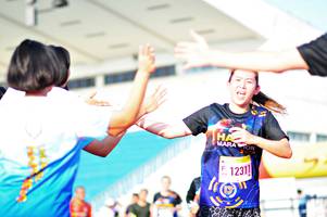 BIB: 1231
                            <button type="button" onclick="openModal(3589003)" class="btn btn-primary btn-sm float-right btn-popup" data-toggle="modal" data-target=".modal-high-quality">
                        <i class="fas fa-shopping-cart"></i> Add to Cart
                    </button>
                                            <button type="button" onclick="isThisMe(3589003, true)" class="btn btn-success btn-sm float-right btn-popup btn-isme hidden" data-toggle="tooltip" data-placement="bottom" title="นี่คือรูปของคุณใช่ไหม คลิกที่นี่เพื่อเอาเข้าอัลบั้ม">
                        <i class="fas fa-plus"></i> Add to album
                    </button>
                    <button type="button" onclick="isThisMe(3589003, false)" class="btn btn-warning btn-sm float-right btn-popup btn-isnotme hidden">
                        <i class="fas fa-ban"></i> Remove from album
                    </button>