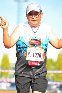 BIB: 12701
                            <button type="button" onclick="openModal(3591912)" class="btn btn-primary btn-sm float-right btn-popup" data-toggle="modal" data-target=".modal-high-quality">
                        <i class="fas fa-shopping-cart"></i> Add to Cart
                    </button>
                                            <button type="button" onclick="isThisMe(3591912, true)" class="btn btn-success btn-sm float-right btn-popup btn-isme hidden" data-toggle="tooltip" data-placement="bottom" title="นี่คือรูปของคุณใช่ไหม คลิกที่นี่เพื่อเอาเข้าอัลบั้ม">
                        <i class="fas fa-plus"></i> Add to album
                    </button>
                    <button type="button" onclick="isThisMe(3591912, false)" class="btn btn-warning btn-sm float-right btn-popup btn-isnotme hidden">
                        <i class="fas fa-ban"></i> Remove from album
                    </button>