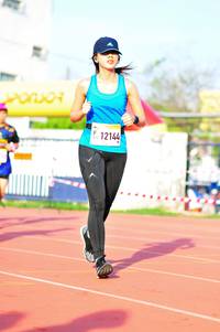 BIB: 12144
                            <button type="button" onclick="openModal(3581094)" class="btn btn-primary btn-sm float-right btn-popup" data-toggle="modal" data-target=".modal-high-quality">
                        <i class="fas fa-shopping-cart"></i> Add to Cart
                    </button>
                                            <button type="button" onclick="isThisMe(3581094, true)" class="btn btn-success btn-sm float-right btn-popup btn-isme hidden" data-toggle="tooltip" data-placement="bottom" title="นี่คือรูปของคุณใช่ไหม คลิกที่นี่เพื่อเอาเข้าอัลบั้ม">
                        <i class="fas fa-plus"></i> Add to album
                    </button>
                    <button type="button" onclick="isThisMe(3581094, false)" class="btn btn-warning btn-sm float-right btn-popup btn-isnotme hidden">
                        <i class="fas fa-ban"></i> Remove from album
                    </button>