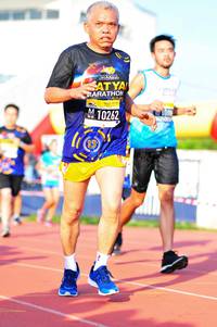 BIB: 10262
                            <button type="button" onclick="openModal(3580901)" class="btn btn-primary btn-sm float-right btn-popup" data-toggle="modal" data-target=".modal-high-quality">
                        <i class="fas fa-shopping-cart"></i> Add to Cart
                    </button>
                                            <button type="button" onclick="isThisMe(3580901, true)" class="btn btn-success btn-sm float-right btn-popup btn-isme hidden" data-toggle="tooltip" data-placement="bottom" title="นี่คือรูปของคุณใช่ไหม คลิกที่นี่เพื่อเอาเข้าอัลบั้ม">
                        <i class="fas fa-plus"></i> Add to album
                    </button>
                    <button type="button" onclick="isThisMe(3580901, false)" class="btn btn-warning btn-sm float-right btn-popup btn-isnotme hidden">
                        <i class="fas fa-ban"></i> Remove from album
                    </button>