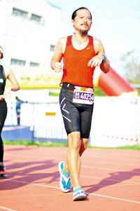 BIB: 40256
                            <button type="button" onclick="openModal(3588950)" class="btn btn-primary btn-sm float-right btn-popup" data-toggle="modal" data-target=".modal-high-quality">
                        <i class="fas fa-shopping-cart"></i> Add to Cart
                    </button>
                                            <button type="button" onclick="isThisMe(3588950, true)" class="btn btn-success btn-sm float-right btn-popup btn-isme hidden" data-toggle="tooltip" data-placement="bottom" title="นี่คือรูปของคุณใช่ไหม คลิกที่นี่เพื่อเอาเข้าอัลบั้ม">
                        <i class="fas fa-plus"></i> Add to album
                    </button>
                    <button type="button" onclick="isThisMe(3588950, false)" class="btn btn-warning btn-sm float-right btn-popup btn-isnotme hidden">
                        <i class="fas fa-ban"></i> Remove from album
                    </button>