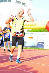 BIB: 
                            <button type="button" onclick="openModal(3581272)" class="btn btn-primary btn-sm float-right btn-popup" data-toggle="modal" data-target=".modal-high-quality">
                        <i class="fas fa-shopping-cart"></i> Add to Cart
                    </button>
                                            <button type="button" onclick="isThisMe(3581272, true)" class="btn btn-success btn-sm float-right btn-popup btn-isme hidden" data-toggle="tooltip" data-placement="bottom" title="นี่คือรูปของคุณใช่ไหม คลิกที่นี่เพื่อเอาเข้าอัลบั้ม">
                        <i class="fas fa-plus"></i> Add to album
                    </button>
                    <button type="button" onclick="isThisMe(3581272, false)" class="btn btn-warning btn-sm float-right btn-popup btn-isnotme hidden">
                        <i class="fas fa-ban"></i> Remove from album
                    </button>