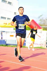 BIB: 10884
                            <button type="button" onclick="openModal(3580718)" class="btn btn-primary btn-sm float-right btn-popup" data-toggle="modal" data-target=".modal-high-quality">
                        <i class="fas fa-shopping-cart"></i> Add to Cart
                    </button>
                                            <button type="button" onclick="isThisMe(3580718, true)" class="btn btn-success btn-sm float-right btn-popup btn-isme hidden" data-toggle="tooltip" data-placement="bottom" title="นี่คือรูปของคุณใช่ไหม คลิกที่นี่เพื่อเอาเข้าอัลบั้ม">
                        <i class="fas fa-plus"></i> Add to album
                    </button>
                    <button type="button" onclick="isThisMe(3580718, false)" class="btn btn-warning btn-sm float-right btn-popup btn-isnotme hidden">
                        <i class="fas fa-ban"></i> Remove from album
                    </button>