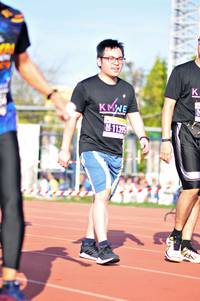 BIB: 
                            <button type="button" onclick="openModal(3589677)" class="btn btn-primary btn-sm float-right btn-popup" data-toggle="modal" data-target=".modal-high-quality">
                        <i class="fas fa-shopping-cart"></i> Add to Cart
                    </button>
                                            <button type="button" onclick="isThisMe(3589677, true)" class="btn btn-success btn-sm float-right btn-popup btn-isme hidden" data-toggle="tooltip" data-placement="bottom" title="นี่คือรูปของคุณใช่ไหม คลิกที่นี่เพื่อเอาเข้าอัลบั้ม">
                        <i class="fas fa-plus"></i> Add to album
                    </button>
                    <button type="button" onclick="isThisMe(3589677, false)" class="btn btn-warning btn-sm float-right btn-popup btn-isnotme hidden">
                        <i class="fas fa-ban"></i> Remove from album
                    </button>