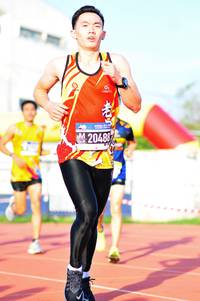 BIB: 20488
                            <button type="button" onclick="openModal(3581124)" class="btn btn-primary btn-sm float-right btn-popup" data-toggle="modal" data-target=".modal-high-quality">
                        <i class="fas fa-shopping-cart"></i> Add to Cart
                    </button>
                                            <button type="button" onclick="isThisMe(3581124, true)" class="btn btn-success btn-sm float-right btn-popup btn-isme hidden" data-toggle="tooltip" data-placement="bottom" title="นี่คือรูปของคุณใช่ไหม คลิกที่นี่เพื่อเอาเข้าอัลบั้ม">
                        <i class="fas fa-plus"></i> Add to album
                    </button>
                    <button type="button" onclick="isThisMe(3581124, false)" class="btn btn-warning btn-sm float-right btn-popup btn-isnotme hidden">
                        <i class="fas fa-ban"></i> Remove from album
                    </button>