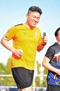 BIB: 
                            <button type="button" onclick="openModal(3590721)" class="btn btn-primary btn-sm float-right btn-popup" data-toggle="modal" data-target=".modal-high-quality">
                        <i class="fas fa-shopping-cart"></i> Add to Cart
                    </button>
                                            <button type="button" onclick="isThisMe(3590721, true)" class="btn btn-success btn-sm float-right btn-popup btn-isme hidden" data-toggle="tooltip" data-placement="bottom" title="นี่คือรูปของคุณใช่ไหม คลิกที่นี่เพื่อเอาเข้าอัลบั้ม">
                        <i class="fas fa-plus"></i> Add to album
                    </button>
                    <button type="button" onclick="isThisMe(3590721, false)" class="btn btn-warning btn-sm float-right btn-popup btn-isnotme hidden">
                        <i class="fas fa-ban"></i> Remove from album
                    </button>