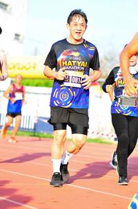 BIB: 
                            <button type="button" onclick="openModal(3581286)" class="btn btn-primary btn-sm float-right btn-popup" data-toggle="modal" data-target=".modal-high-quality">
                        <i class="fas fa-shopping-cart"></i> Add to Cart
                    </button>
                                            <button type="button" onclick="isThisMe(3581286, true)" class="btn btn-success btn-sm float-right btn-popup btn-isme hidden" data-toggle="tooltip" data-placement="bottom" title="นี่คือรูปของคุณใช่ไหม คลิกที่นี่เพื่อเอาเข้าอัลบั้ม">
                        <i class="fas fa-plus"></i> Add to album
                    </button>
                    <button type="button" onclick="isThisMe(3581286, false)" class="btn btn-warning btn-sm float-right btn-popup btn-isnotme hidden">
                        <i class="fas fa-ban"></i> Remove from album
                    </button>