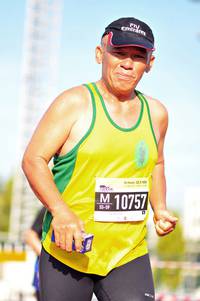 BIB: 105, 10757
                            <button type="button" onclick="openModal(3590372)" class="btn btn-primary btn-sm float-right btn-popup" data-toggle="modal" data-target=".modal-high-quality">
                        <i class="fas fa-shopping-cart"></i> Add to Cart
                    </button>
                                            <button type="button" onclick="isThisMe(3590372, true)" class="btn btn-success btn-sm float-right btn-popup btn-isme hidden" data-toggle="tooltip" data-placement="bottom" title="นี่คือรูปของคุณใช่ไหม คลิกที่นี่เพื่อเอาเข้าอัลบั้ม">
                        <i class="fas fa-plus"></i> Add to album
                    </button>
                    <button type="button" onclick="isThisMe(3590372, false)" class="btn btn-warning btn-sm float-right btn-popup btn-isnotme hidden">
                        <i class="fas fa-ban"></i> Remove from album
                    </button>