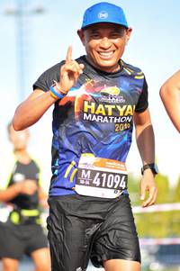 BIB: 2010, 41094
                            <button type="button" onclick="openModal(3592100)" class="btn btn-primary btn-sm float-right btn-popup" data-toggle="modal" data-target=".modal-high-quality">
                        <i class="fas fa-shopping-cart"></i> Add to Cart
                    </button>
                                            <button type="button" onclick="isThisMe(3592100, true)" class="btn btn-success btn-sm float-right btn-popup btn-isme hidden" data-toggle="tooltip" data-placement="bottom" title="นี่คือรูปของคุณใช่ไหม คลิกที่นี่เพื่อเอาเข้าอัลบั้ม">
                        <i class="fas fa-plus"></i> Add to album
                    </button>
                    <button type="button" onclick="isThisMe(3592100, false)" class="btn btn-warning btn-sm float-right btn-popup btn-isnotme hidden">
                        <i class="fas fa-ban"></i> Remove from album
                    </button>