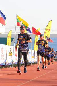 BIB: 20823, 21310
                            <button type="button" onclick="openModal(3745648)" class="btn btn-primary btn-sm float-right btn-popup" data-toggle="modal" data-target=".modal-high-quality">
                        <i class="fas fa-shopping-cart"></i> Add to Cart
                    </button>
                                            <button type="button" onclick="isThisMe(3745648, true)" class="btn btn-success btn-sm float-right btn-popup btn-isme hidden" data-toggle="tooltip" data-placement="bottom" title="นี่คือรูปของคุณใช่ไหม คลิกที่นี่เพื่อเอาเข้าอัลบั้ม">
                        <i class="fas fa-plus"></i> Add to album
                    </button>
                    <button type="button" onclick="isThisMe(3745648, false)" class="btn btn-warning btn-sm float-right btn-popup btn-isnotme hidden">
                        <i class="fas fa-ban"></i> Remove from album
                    </button>