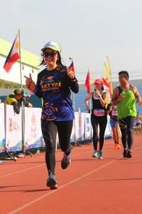 BIB: 2172
                            <button type="button" onclick="openModal(3746923)" class="btn btn-primary btn-sm float-right btn-popup" data-toggle="modal" data-target=".modal-high-quality">
                        <i class="fas fa-shopping-cart"></i> Add to Cart
                    </button>
                                            <button type="button" onclick="isThisMe(3746923, true)" class="btn btn-success btn-sm float-right btn-popup btn-isme hidden" data-toggle="tooltip" data-placement="bottom" title="นี่คือรูปของคุณใช่ไหม คลิกที่นี่เพื่อเอาเข้าอัลบั้ม">
                        <i class="fas fa-plus"></i> Add to album
                    </button>
                    <button type="button" onclick="isThisMe(3746923, false)" class="btn btn-warning btn-sm float-right btn-popup btn-isnotme hidden">
                        <i class="fas fa-ban"></i> Remove from album
                    </button>