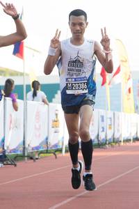 BIB: 20386
                            <button type="button" onclick="openModal(3745163)" class="btn btn-primary btn-sm float-right btn-popup" data-toggle="modal" data-target=".modal-high-quality">
                        <i class="fas fa-shopping-cart"></i> Add to Cart
                    </button>
                                            <button type="button" onclick="isThisMe(3745163, true)" class="btn btn-success btn-sm float-right btn-popup btn-isme hidden" data-toggle="tooltip" data-placement="bottom" title="นี่คือรูปของคุณใช่ไหม คลิกที่นี่เพื่อเอาเข้าอัลบั้ม">
                        <i class="fas fa-plus"></i> Add to album
                    </button>
                    <button type="button" onclick="isThisMe(3745163, false)" class="btn btn-warning btn-sm float-right btn-popup btn-isnotme hidden">
                        <i class="fas fa-ban"></i> Remove from album
                    </button>