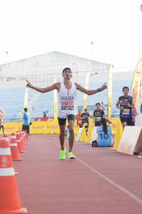 BIB: 40174
                            <button type="button" onclick="openModal(3745051)" class="btn btn-primary btn-sm float-right btn-popup" data-toggle="modal" data-target=".modal-high-quality">
                        <i class="fas fa-shopping-cart"></i> Add to Cart
                    </button>
                                            <button type="button" onclick="isThisMe(3745051, true)" class="btn btn-success btn-sm float-right btn-popup btn-isme hidden" data-toggle="tooltip" data-placement="bottom" title="นี่คือรูปของคุณใช่ไหม คลิกที่นี่เพื่อเอาเข้าอัลบั้ม">
                        <i class="fas fa-plus"></i> Add to album
                    </button>
                    <button type="button" onclick="isThisMe(3745051, false)" class="btn btn-warning btn-sm float-right btn-popup btn-isnotme hidden">
                        <i class="fas fa-ban"></i> Remove from album
                    </button>