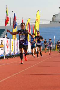 BIB: 21697
                            <button type="button" onclick="openModal(3746786)" class="btn btn-primary btn-sm float-right btn-popup" data-toggle="modal" data-target=".modal-high-quality">
                        <i class="fas fa-shopping-cart"></i> Add to Cart
                    </button>
                                            <button type="button" onclick="isThisMe(3746786, true)" class="btn btn-success btn-sm float-right btn-popup btn-isme hidden" data-toggle="tooltip" data-placement="bottom" title="นี่คือรูปของคุณใช่ไหม คลิกที่นี่เพื่อเอาเข้าอัลบั้ม">
                        <i class="fas fa-plus"></i> Add to album
                    </button>
                    <button type="button" onclick="isThisMe(3746786, false)" class="btn btn-warning btn-sm float-right btn-popup btn-isnotme hidden">
                        <i class="fas fa-ban"></i> Remove from album
                    </button>