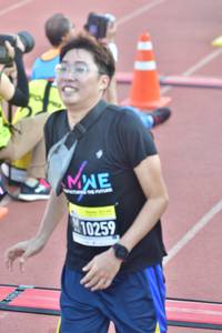 BIB: 10259
                            <button type="button" onclick="openModal(3553636)" class="btn btn-primary btn-sm float-right btn-popup" data-toggle="modal" data-target=".modal-high-quality">
                        <i class="fas fa-shopping-cart"></i> Add to Cart
                    </button>
                                            <button type="button" onclick="isThisMe(3553636, true)" class="btn btn-success btn-sm float-right btn-popup btn-isme hidden" data-toggle="tooltip" data-placement="bottom" title="นี่คือรูปของคุณใช่ไหม คลิกที่นี่เพื่อเอาเข้าอัลบั้ม">
                        <i class="fas fa-plus"></i> Add to album
                    </button>
                    <button type="button" onclick="isThisMe(3553636, false)" class="btn btn-warning btn-sm float-right btn-popup btn-isnotme hidden">
                        <i class="fas fa-ban"></i> Remove from album
                    </button>