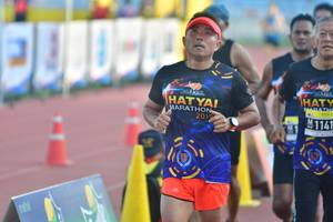 BIB: 201, 1141
                            <button type="button" onclick="openModal(3538514)" class="btn btn-primary btn-sm float-right btn-popup" data-toggle="modal" data-target=".modal-high-quality">
                        <i class="fas fa-shopping-cart"></i> Add to Cart
                    </button>
                                            <button type="button" onclick="isThisMe(3538514, true)" class="btn btn-success btn-sm float-right btn-popup btn-isme hidden" data-toggle="tooltip" data-placement="bottom" title="นี่คือรูปของคุณใช่ไหม คลิกที่นี่เพื่อเอาเข้าอัลบั้ม">
                        <i class="fas fa-plus"></i> Add to album
                    </button>
                    <button type="button" onclick="isThisMe(3538514, false)" class="btn btn-warning btn-sm float-right btn-popup btn-isnotme hidden">
                        <i class="fas fa-ban"></i> Remove from album
                    </button>