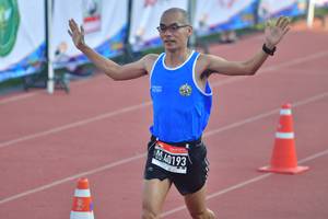 BIB: 40193
                            <button type="button" onclick="openModal(3539982)" class="btn btn-primary btn-sm float-right btn-popup" data-toggle="modal" data-target=".modal-high-quality">
                        <i class="fas fa-shopping-cart"></i> Add to Cart
                    </button>
                                            <button type="button" onclick="isThisMe(3539982, true)" class="btn btn-success btn-sm float-right btn-popup btn-isme hidden" data-toggle="tooltip" data-placement="bottom" title="นี่คือรูปของคุณใช่ไหม คลิกที่นี่เพื่อเอาเข้าอัลบั้ม">
                        <i class="fas fa-plus"></i> Add to album
                    </button>
                    <button type="button" onclick="isThisMe(3539982, false)" class="btn btn-warning btn-sm float-right btn-popup btn-isnotme hidden">
                        <i class="fas fa-ban"></i> Remove from album
                    </button>