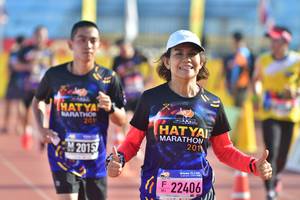 BIB: 201, 22406
                            <button type="button" onclick="openModal(3570513)" class="btn btn-primary btn-sm float-right btn-popup" data-toggle="modal" data-target=".modal-high-quality">
                        <i class="fas fa-shopping-cart"></i> Add to Cart
                    </button>
                                            <button type="button" onclick="isThisMe(3570513, true)" class="btn btn-success btn-sm float-right btn-popup btn-isme hidden" data-toggle="tooltip" data-placement="bottom" title="นี่คือรูปของคุณใช่ไหม คลิกที่นี่เพื่อเอาเข้าอัลบั้ม">
                        <i class="fas fa-plus"></i> Add to album
                    </button>
                    <button type="button" onclick="isThisMe(3570513, false)" class="btn btn-warning btn-sm float-right btn-popup btn-isnotme hidden">
                        <i class="fas fa-ban"></i> Remove from album
                    </button>