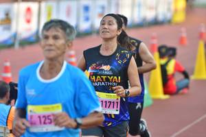 BIB: 125
                            <button type="button" onclick="openModal(3536291)" class="btn btn-primary btn-sm float-right btn-popup" data-toggle="modal" data-target=".modal-high-quality">
                        <i class="fas fa-shopping-cart"></i> Add to Cart
                    </button>
                                            <button type="button" onclick="isThisMe(3536291, true)" class="btn btn-success btn-sm float-right btn-popup btn-isme hidden" data-toggle="tooltip" data-placement="bottom" title="นี่คือรูปของคุณใช่ไหม คลิกที่นี่เพื่อเอาเข้าอัลบั้ม">
                        <i class="fas fa-plus"></i> Add to album
                    </button>
                    <button type="button" onclick="isThisMe(3536291, false)" class="btn btn-warning btn-sm float-right btn-popup btn-isnotme hidden">
                        <i class="fas fa-ban"></i> Remove from album
                    </button>