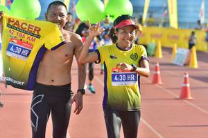 BIB: 42195, 430
                            <button type="button" onclick="openModal(3557762)" class="btn btn-primary btn-sm float-right btn-popup" data-toggle="modal" data-target=".modal-high-quality">
                        <i class="fas fa-shopping-cart"></i> Add to Cart
                    </button>
                                            <button type="button" onclick="isThisMe(3557762, true)" class="btn btn-success btn-sm float-right btn-popup btn-isme hidden" data-toggle="tooltip" data-placement="bottom" title="นี่คือรูปของคุณใช่ไหม คลิกที่นี่เพื่อเอาเข้าอัลบั้ม">
                        <i class="fas fa-plus"></i> Add to album
                    </button>
                    <button type="button" onclick="isThisMe(3557762, false)" class="btn btn-warning btn-sm float-right btn-popup btn-isnotme hidden">
                        <i class="fas fa-ban"></i> Remove from album
                    </button>