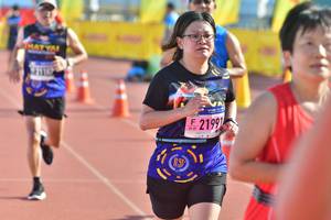 BIB: 
                            <button type="button" onclick="openModal(3573399)" class="btn btn-primary btn-sm float-right btn-popup" data-toggle="modal" data-target=".modal-high-quality">
                        <i class="fas fa-shopping-cart"></i> Add to Cart
                    </button>
                                            <button type="button" onclick="isThisMe(3573399, true)" class="btn btn-success btn-sm float-right btn-popup btn-isme hidden" data-toggle="tooltip" data-placement="bottom" title="นี่คือรูปของคุณใช่ไหม คลิกที่นี่เพื่อเอาเข้าอัลบั้ม">
                        <i class="fas fa-plus"></i> Add to album
                    </button>
                    <button type="button" onclick="isThisMe(3573399, false)" class="btn btn-warning btn-sm float-right btn-popup btn-isnotme hidden">
                        <i class="fas fa-ban"></i> Remove from album
                    </button>