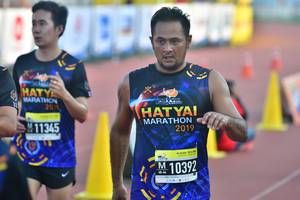 BIB: 2019, 11345, 10392
                            <button type="button" onclick="openModal(3538742)" class="btn btn-primary btn-sm float-right btn-popup" data-toggle="modal" data-target=".modal-high-quality">
                        <i class="fas fa-shopping-cart"></i> Add to Cart
                    </button>
                                            <button type="button" onclick="isThisMe(3538742, true)" class="btn btn-success btn-sm float-right btn-popup btn-isme hidden" data-toggle="tooltip" data-placement="bottom" title="นี่คือรูปของคุณใช่ไหม คลิกที่นี่เพื่อเอาเข้าอัลบั้ม">
                        <i class="fas fa-plus"></i> Add to album
                    </button>
                    <button type="button" onclick="isThisMe(3538742, false)" class="btn btn-warning btn-sm float-right btn-popup btn-isnotme hidden">
                        <i class="fas fa-ban"></i> Remove from album
                    </button>