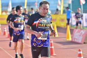 BIB: 201, 017
                            <button type="button" onclick="openModal(3572698)" class="btn btn-primary btn-sm float-right btn-popup" data-toggle="modal" data-target=".modal-high-quality">
                        <i class="fas fa-shopping-cart"></i> Add to Cart
                    </button>
                                            <button type="button" onclick="isThisMe(3572698, true)" class="btn btn-success btn-sm float-right btn-popup btn-isme hidden" data-toggle="tooltip" data-placement="bottom" title="นี่คือรูปของคุณใช่ไหม คลิกที่นี่เพื่อเอาเข้าอัลบั้ม">
                        <i class="fas fa-plus"></i> Add to album
                    </button>
                    <button type="button" onclick="isThisMe(3572698, false)" class="btn btn-warning btn-sm float-right btn-popup btn-isnotme hidden">
                        <i class="fas fa-ban"></i> Remove from album
                    </button>