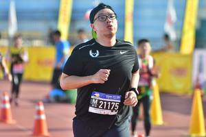 BIB: 21175
                            <button type="button" onclick="openModal(3573049)" class="btn btn-primary btn-sm float-right btn-popup" data-toggle="modal" data-target=".modal-high-quality">
                        <i class="fas fa-shopping-cart"></i> Add to Cart
                    </button>
                                            <button type="button" onclick="isThisMe(3573049, true)" class="btn btn-success btn-sm float-right btn-popup btn-isme hidden" data-toggle="tooltip" data-placement="bottom" title="นี่คือรูปของคุณใช่ไหม คลิกที่นี่เพื่อเอาเข้าอัลบั้ม">
                        <i class="fas fa-plus"></i> Add to album
                    </button>
                    <button type="button" onclick="isThisMe(3573049, false)" class="btn btn-warning btn-sm float-right btn-popup btn-isnotme hidden">
                        <i class="fas fa-ban"></i> Remove from album
                    </button>