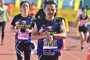 BIB: 21823, 211, 21031
                            <button type="button" onclick="openModal(3588051)" class="btn btn-primary btn-sm float-right btn-popup" data-toggle="modal" data-target=".modal-high-quality">
                        <i class="fas fa-shopping-cart"></i> Add to Cart
                    </button>
                                            <button type="button" onclick="isThisMe(3588051, true)" class="btn btn-success btn-sm float-right btn-popup btn-isme hidden" data-toggle="tooltip" data-placement="bottom" title="นี่คือรูปของคุณใช่ไหม คลิกที่นี่เพื่อเอาเข้าอัลบั้ม">
                        <i class="fas fa-plus"></i> Add to album
                    </button>
                    <button type="button" onclick="isThisMe(3588051, false)" class="btn btn-warning btn-sm float-right btn-popup btn-isnotme hidden">
                        <i class="fas fa-ban"></i> Remove from album
                    </button>