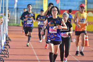 BIB: 223
                            <button type="button" onclick="openModal(3566402)" class="btn btn-primary btn-sm float-right btn-popup" data-toggle="modal" data-target=".modal-high-quality">
                        <i class="fas fa-shopping-cart"></i> Add to Cart
                    </button>
                                            <button type="button" onclick="isThisMe(3566402, true)" class="btn btn-success btn-sm float-right btn-popup btn-isme hidden" data-toggle="tooltip" data-placement="bottom" title="นี่คือรูปของคุณใช่ไหม คลิกที่นี่เพื่อเอาเข้าอัลบั้ม">
                        <i class="fas fa-plus"></i> Add to album
                    </button>
                    <button type="button" onclick="isThisMe(3566402, false)" class="btn btn-warning btn-sm float-right btn-popup btn-isnotme hidden">
                        <i class="fas fa-ban"></i> Remove from album
                    </button>