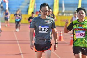 BIB: 20404, 22092
                            <button type="button" onclick="openModal(3570606)" class="btn btn-primary btn-sm float-right btn-popup" data-toggle="modal" data-target=".modal-high-quality">
                        <i class="fas fa-shopping-cart"></i> Add to Cart
                    </button>
                                            <button type="button" onclick="isThisMe(3570606, true)" class="btn btn-success btn-sm float-right btn-popup btn-isme hidden" data-toggle="tooltip" data-placement="bottom" title="นี่คือรูปของคุณใช่ไหม คลิกที่นี่เพื่อเอาเข้าอัลบั้ม">
                        <i class="fas fa-plus"></i> Add to album
                    </button>
                    <button type="button" onclick="isThisMe(3570606, false)" class="btn btn-warning btn-sm float-right btn-popup btn-isnotme hidden">
                        <i class="fas fa-ban"></i> Remove from album
                    </button>