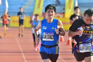 BIB: 20174
                            <button type="button" onclick="openModal(3556063)" class="btn btn-primary btn-sm float-right btn-popup" data-toggle="modal" data-target=".modal-high-quality">
                        <i class="fas fa-shopping-cart"></i> Add to Cart
                    </button>
                                            <button type="button" onclick="isThisMe(3556063, true)" class="btn btn-success btn-sm float-right btn-popup btn-isme hidden" data-toggle="tooltip" data-placement="bottom" title="นี่คือรูปของคุณใช่ไหม คลิกที่นี่เพื่อเอาเข้าอัลบั้ม">
                        <i class="fas fa-plus"></i> Add to album
                    </button>
                    <button type="button" onclick="isThisMe(3556063, false)" class="btn btn-warning btn-sm float-right btn-popup btn-isnotme hidden">
                        <i class="fas fa-ban"></i> Remove from album
                    </button>