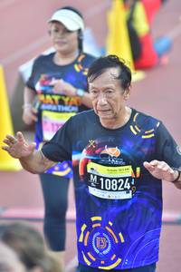 BIB: 10824
                            <button type="button" onclick="openModal(3552424)" class="btn btn-primary btn-sm float-right btn-popup" data-toggle="modal" data-target=".modal-high-quality">
                        <i class="fas fa-shopping-cart"></i> Add to Cart
                    </button>
                                            <button type="button" onclick="isThisMe(3552424, true)" class="btn btn-success btn-sm float-right btn-popup btn-isme hidden" data-toggle="tooltip" data-placement="bottom" title="นี่คือรูปของคุณใช่ไหม คลิกที่นี่เพื่อเอาเข้าอัลบั้ม">
                        <i class="fas fa-plus"></i> Add to album
                    </button>
                    <button type="button" onclick="isThisMe(3552424, false)" class="btn btn-warning btn-sm float-right btn-popup btn-isnotme hidden">
                        <i class="fas fa-ban"></i> Remove from album
                    </button>