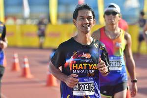 BIB: 201, 20215
                            <button type="button" onclick="openModal(3556621)" class="btn btn-primary btn-sm float-right btn-popup" data-toggle="modal" data-target=".modal-high-quality">
                        <i class="fas fa-shopping-cart"></i> Add to Cart
                    </button>
                                            <button type="button" onclick="isThisMe(3556621, true)" class="btn btn-success btn-sm float-right btn-popup btn-isme hidden" data-toggle="tooltip" data-placement="bottom" title="นี่คือรูปของคุณใช่ไหม คลิกที่นี่เพื่อเอาเข้าอัลบั้ม">
                        <i class="fas fa-plus"></i> Add to album
                    </button>
                    <button type="button" onclick="isThisMe(3556621, false)" class="btn btn-warning btn-sm float-right btn-popup btn-isnotme hidden">
                        <i class="fas fa-ban"></i> Remove from album
                    </button>