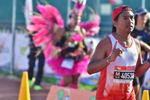 BIB: 40538, 
                            <button type="button" onclick="openModal(3558234)" class="btn btn-primary btn-sm float-right btn-popup" data-toggle="modal" data-target=".modal-high-quality">
                        <i class="fas fa-shopping-cart"></i> Add to Cart
                    </button>
                                            <button type="button" onclick="isThisMe(3558234, true)" class="btn btn-success btn-sm float-right btn-popup btn-isme hidden" data-toggle="tooltip" data-placement="bottom" title="นี่คือรูปของคุณใช่ไหม คลิกที่นี่เพื่อเอาเข้าอัลบั้ม">
                        <i class="fas fa-plus"></i> Add to album
                    </button>
                    <button type="button" onclick="isThisMe(3558234, false)" class="btn btn-warning btn-sm float-right btn-popup btn-isnotme hidden">
                        <i class="fas fa-ban"></i> Remove from album
                    </button>