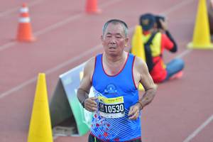 BIB: 10530
                            <button type="button" onclick="openModal(3536219)" class="btn btn-primary btn-sm float-right btn-popup" data-toggle="modal" data-target=".modal-high-quality">
                        <i class="fas fa-shopping-cart"></i> Add to Cart
                    </button>
                                            <button type="button" onclick="isThisMe(3536219, true)" class="btn btn-success btn-sm float-right btn-popup btn-isme hidden" data-toggle="tooltip" data-placement="bottom" title="นี่คือรูปของคุณใช่ไหม คลิกที่นี่เพื่อเอาเข้าอัลบั้ม">
                        <i class="fas fa-plus"></i> Add to album
                    </button>
                    <button type="button" onclick="isThisMe(3536219, false)" class="btn btn-warning btn-sm float-right btn-popup btn-isnotme hidden">
                        <i class="fas fa-ban"></i> Remove from album
                    </button>