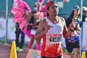 BIB: 4053
                            <button type="button" onclick="openModal(3557962)" class="btn btn-primary btn-sm float-right btn-popup" data-toggle="modal" data-target=".modal-high-quality">
                        <i class="fas fa-shopping-cart"></i> Add to Cart
                    </button>
                                            <button type="button" onclick="isThisMe(3557962, true)" class="btn btn-success btn-sm float-right btn-popup btn-isme hidden" data-toggle="tooltip" data-placement="bottom" title="นี่คือรูปของคุณใช่ไหม คลิกที่นี่เพื่อเอาเข้าอัลบั้ม">
                        <i class="fas fa-plus"></i> Add to album
                    </button>
                    <button type="button" onclick="isThisMe(3557962, false)" class="btn btn-warning btn-sm float-right btn-popup btn-isnotme hidden">
                        <i class="fas fa-ban"></i> Remove from album
                    </button>