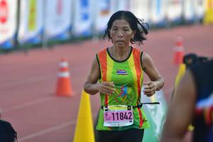 BIB: 842
                            <button type="button" onclick="openModal(3539968)" class="btn btn-primary btn-sm float-right btn-popup" data-toggle="modal" data-target=".modal-high-quality">
                        <i class="fas fa-shopping-cart"></i> Add to Cart
                    </button>
                                            <button type="button" onclick="isThisMe(3539968, true)" class="btn btn-success btn-sm float-right btn-popup btn-isme hidden" data-toggle="tooltip" data-placement="bottom" title="นี่คือรูปของคุณใช่ไหม คลิกที่นี่เพื่อเอาเข้าอัลบั้ม">
                        <i class="fas fa-plus"></i> Add to album
                    </button>
                    <button type="button" onclick="isThisMe(3539968, false)" class="btn btn-warning btn-sm float-right btn-popup btn-isnotme hidden">
                        <i class="fas fa-ban"></i> Remove from album
                    </button>