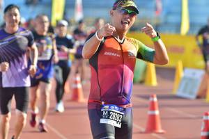 BIB: 20283, 
                            <button type="button" onclick="openModal(3566445)" class="btn btn-primary btn-sm float-right btn-popup" data-toggle="modal" data-target=".modal-high-quality">
                        <i class="fas fa-shopping-cart"></i> Add to Cart
                    </button>
                                            <button type="button" onclick="isThisMe(3566445, true)" class="btn btn-success btn-sm float-right btn-popup btn-isme hidden" data-toggle="tooltip" data-placement="bottom" title="นี่คือรูปของคุณใช่ไหม คลิกที่นี่เพื่อเอาเข้าอัลบั้ม">
                        <i class="fas fa-plus"></i> Add to album
                    </button>
                    <button type="button" onclick="isThisMe(3566445, false)" class="btn btn-warning btn-sm float-right btn-popup btn-isnotme hidden">
                        <i class="fas fa-ban"></i> Remove from album
                    </button>