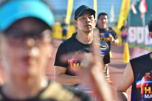 BIB: 
                            <button type="button" onclick="openModal(3567822)" class="btn btn-primary btn-sm float-right btn-popup" data-toggle="modal" data-target=".modal-high-quality">
                        <i class="fas fa-shopping-cart"></i> Add to Cart
                    </button>
                                            <button type="button" onclick="isThisMe(3567822, true)" class="btn btn-success btn-sm float-right btn-popup btn-isme hidden" data-toggle="tooltip" data-placement="bottom" title="นี่คือรูปของคุณใช่ไหม คลิกที่นี่เพื่อเอาเข้าอัลบั้ม">
                        <i class="fas fa-plus"></i> Add to album
                    </button>
                    <button type="button" onclick="isThisMe(3567822, false)" class="btn btn-warning btn-sm float-right btn-popup btn-isnotme hidden">
                        <i class="fas fa-ban"></i> Remove from album
                    </button>